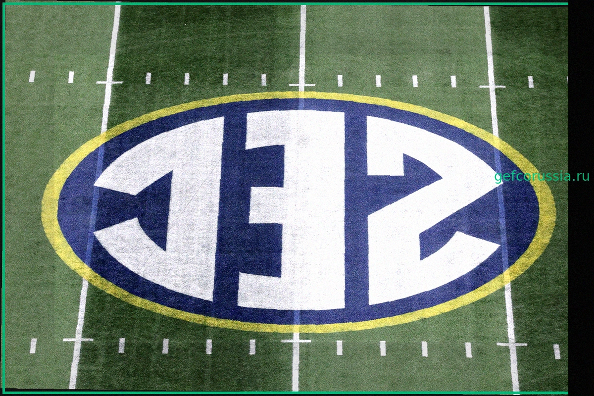 SEC Votes to End 'Cupcake Weekend' for 2027 CFB Schedule amid Criticism